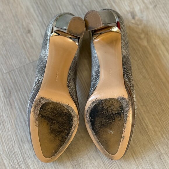SALVATORE FERRAGAMO Tamina Grey Python Platform Pumps - 8.5 - Picture 8 of 8